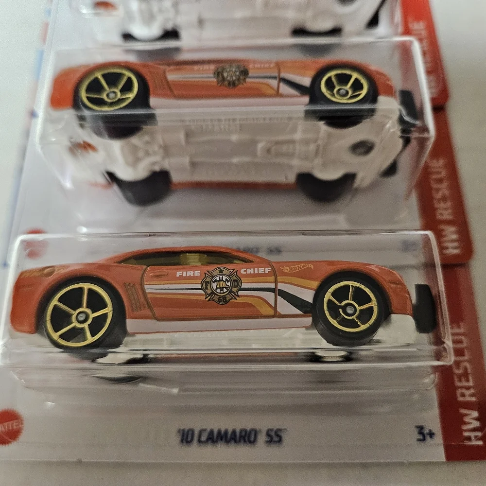 Hot Wheels '10 Camero SS‎ Orange Bundle